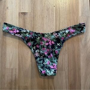 NWT Victoria Secret Size Medium